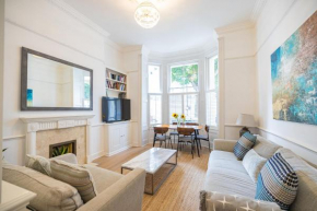Gorgeous 3 B edroom Home in Little Venice